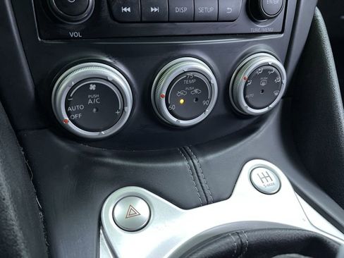 Used 2020 Nissan 370Z w/ Sport Package image 24
