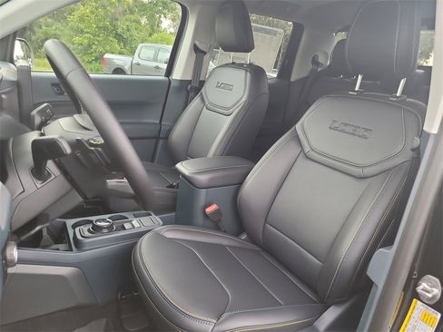 New 2025 Ford Maverick Lobo image 16