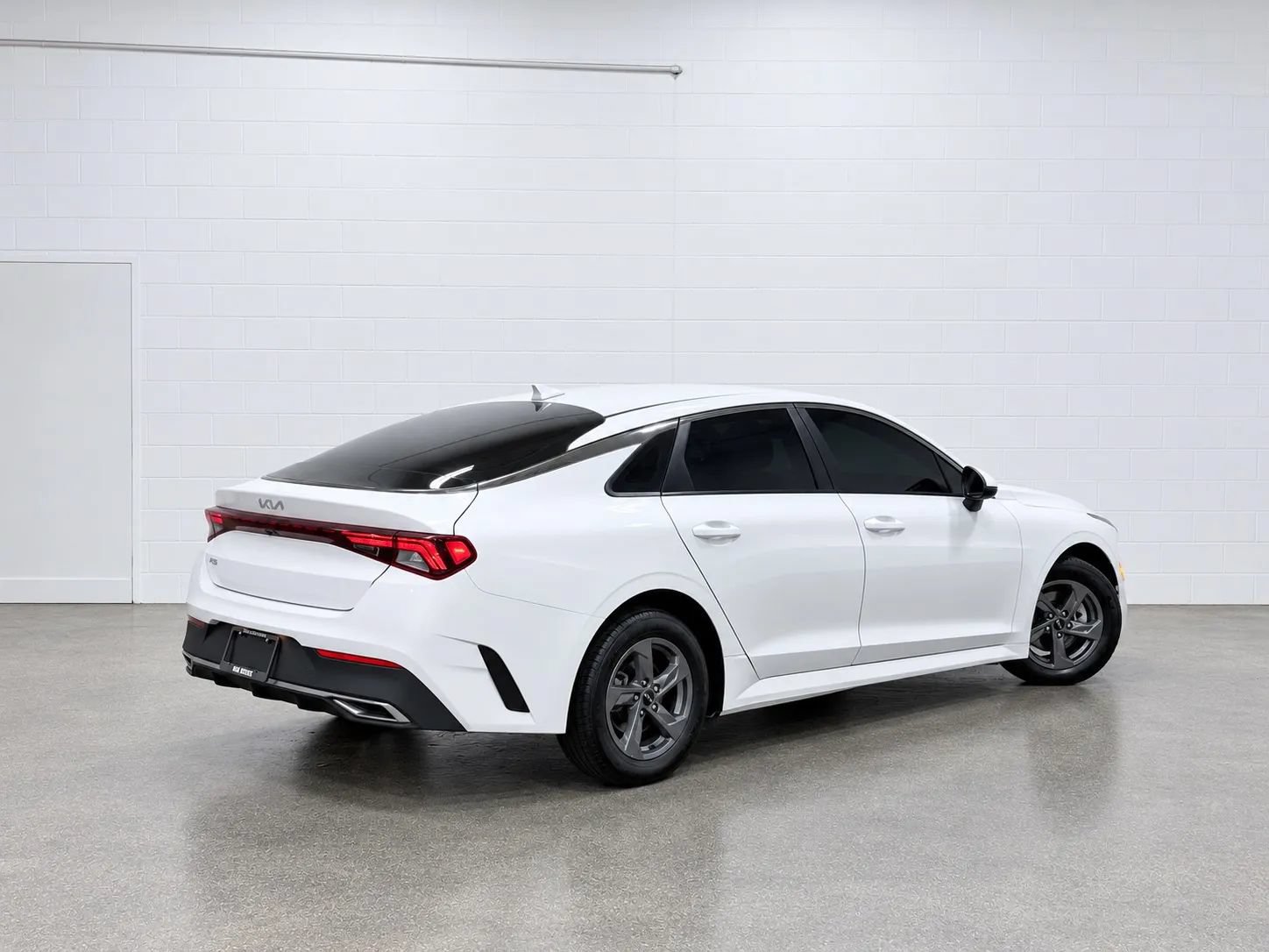 Used 2022 Kia K5 LX FWD image 3