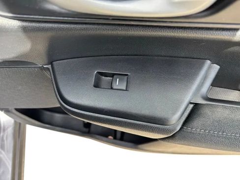Used 2021 Honda CR-V LX image 24