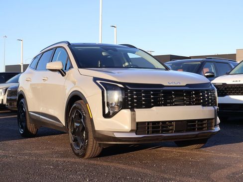 New 2026 Kia Sportage EX image 1