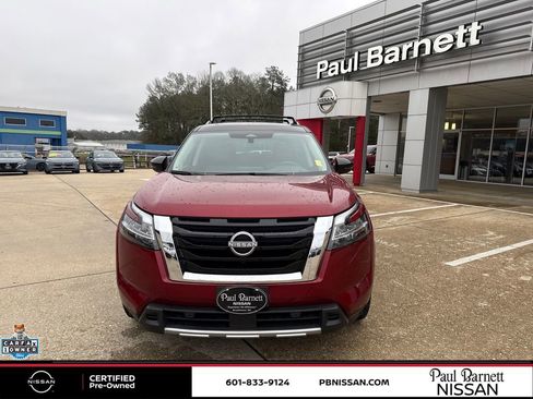 Certified 2023 Nissan Pathfinder Platinum image 18