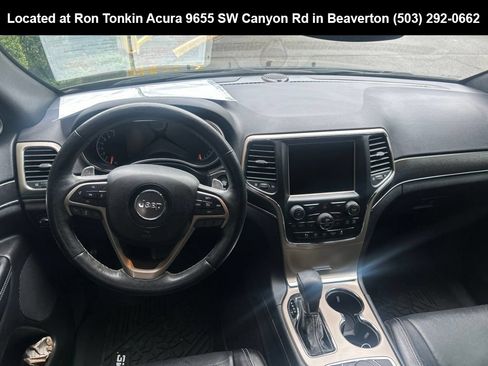 Used 2017 Jeep Grand Cherokee Limited w/ Luxury Group II AWD/4WD image 10