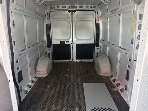 Used 2023 RAM ProMaster 2500 w/ Convenience Group FWD image 7