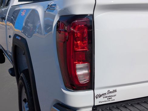 Used 2026 GMC Sierra 2500 Pro w/ 1SA Pro Safety Plus Package AWD/4WD image 11