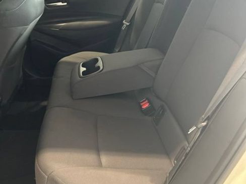 Used 2021 Toyota Corolla LE w/ LE Convenience Package FWD image 15