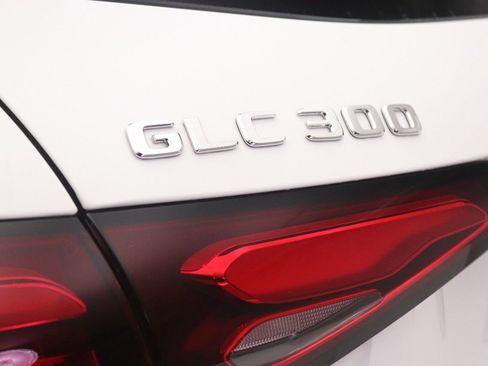Certified 2026 Mercedes-Benz GLC 300 image 22