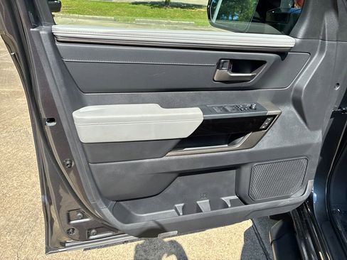 New 2026 Toyota Tundra Limited AWD/4WD image 12