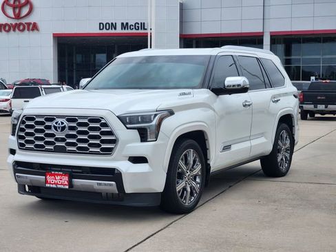 Certified 2023 Toyota Sequoia Capstone RWD image 3