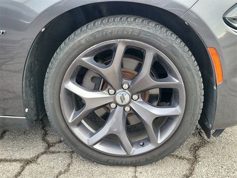 Used 2018 Dodge Charger R/T w/ Plus Group image 5