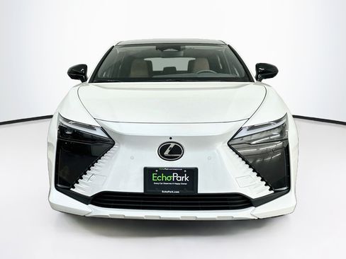 Used 2023 Lexus RZ 450e Premium w/ Technology Package AWD/4WD image 2