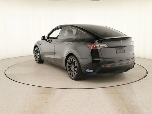 Used 2021 Tesla Model Y Performance AWD/4WD image 4