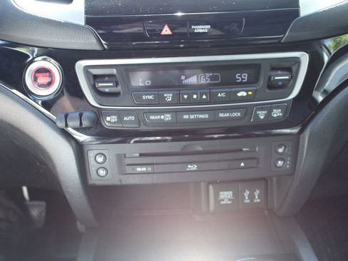Used 2016 Honda Pilot Elite image 21