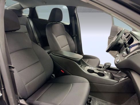 Used 2024 Chevrolet Malibu RS image 31