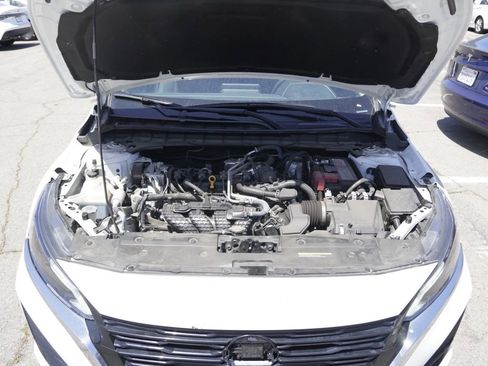 Used 2024 Nissan Altima 2.5 S FWD image 24