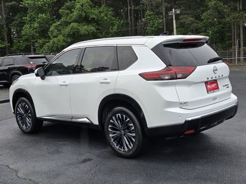 New 2026 Nissan Rogue Platinum AWD/4WD image 3