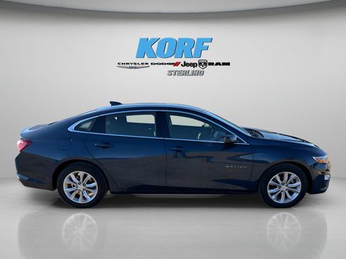 Used 2022 Chevrolet Malibu LT image 4
