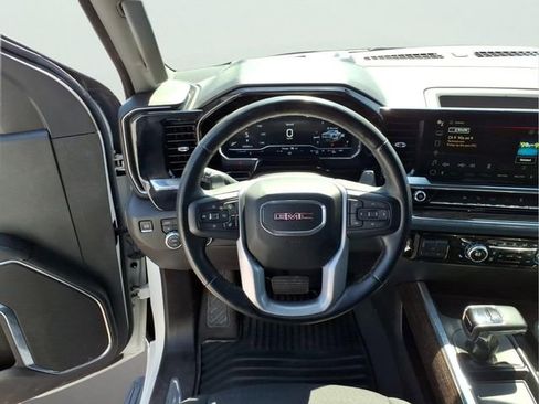 Used 2023 GMC Sierra 1500 Elevation w/ X31 Off-Road Package AWD/4WD image 14