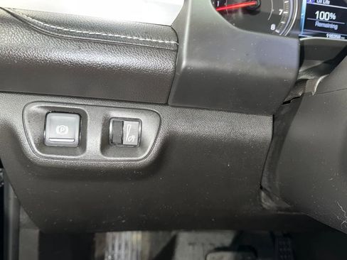 Used 2019 GMC Acadia SLT w/ LPO, Floor Liner Package FWD image 15