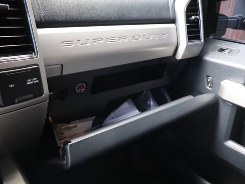 Used 2022 Ford F250 Lariat w/ Lariat Ultimate Package AWD/4WD image 37