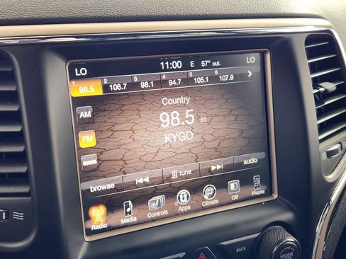 Used 2016 Jeep Grand Cherokee Limited w/ Luxury Group II image 21