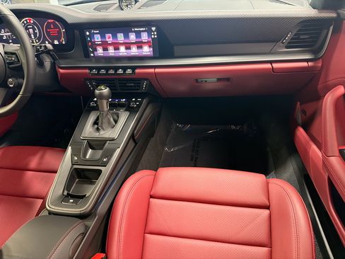 Certified 2026 Porsche 911 GT3 RWD image 17