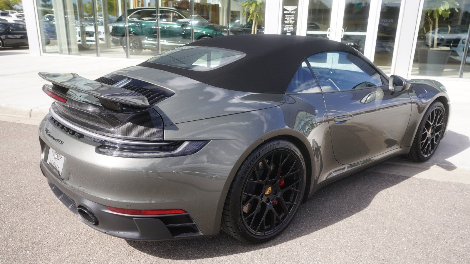 Used 2023 Porsche 911 Carrera GTS RWD image 16