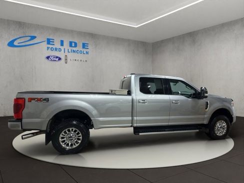 Used 2020 Ford F350 Lariat w/ Chrome Package image 4