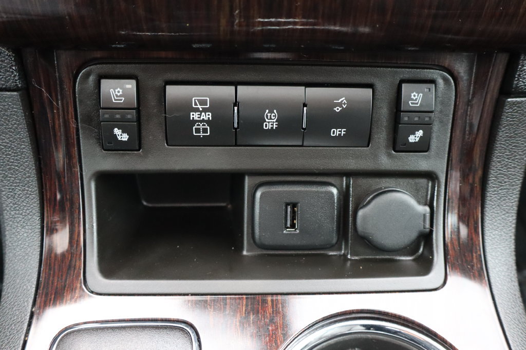 Used 2017 Chevrolet Traverse Premier AWD/4WD image 14