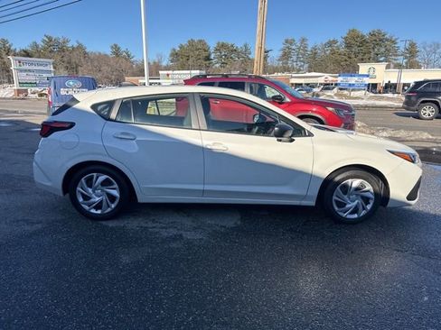 Used 2024 Subaru Impreza 2.0i image 2