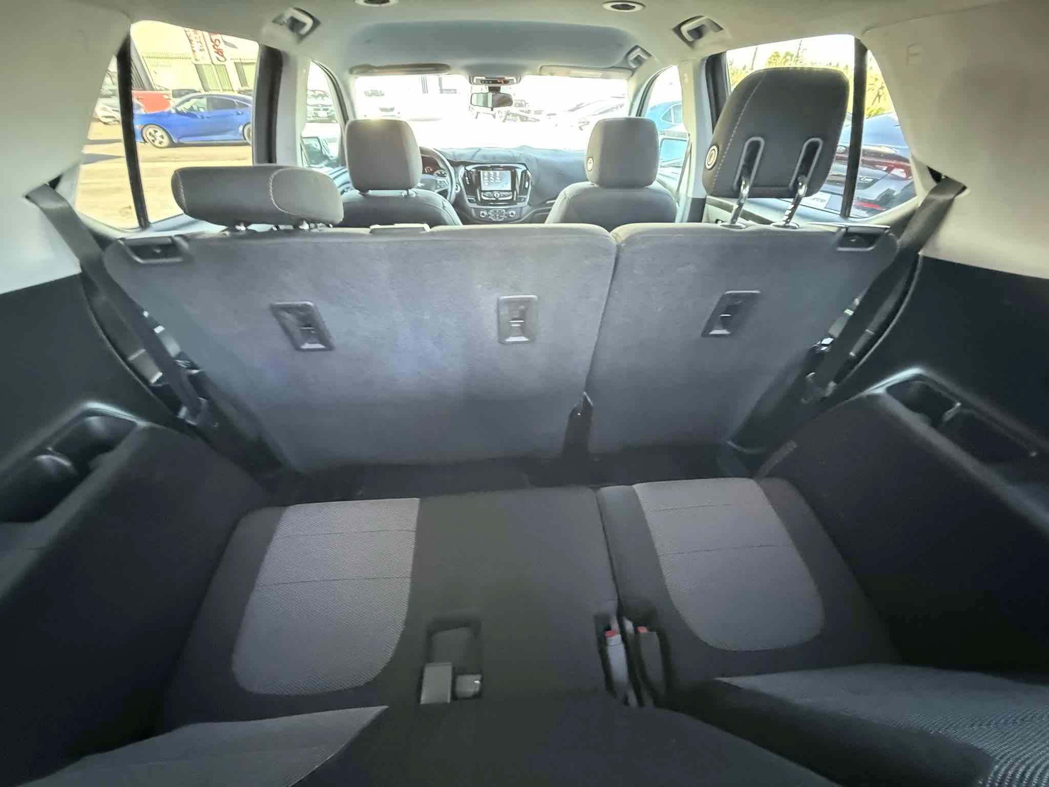 Used 2018 Chevrolet Traverse LS FWD image 19