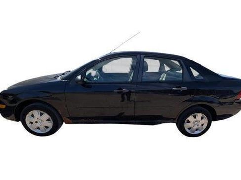 Used 2006 Ford Focus S FWD image 2