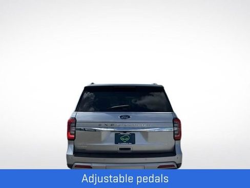 Used 2024 Ford Expedition Limited AWD/4WD image 16