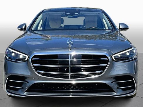 Used 2023 Mercedes-Benz S 580 4MATIC Sedan image 3