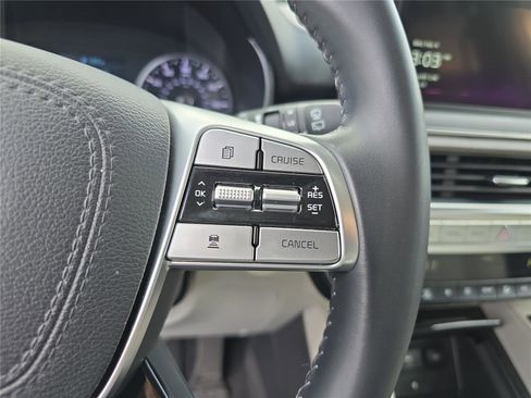 Used 2022 Kia Telluride EX w/ EX Premium Package image 32