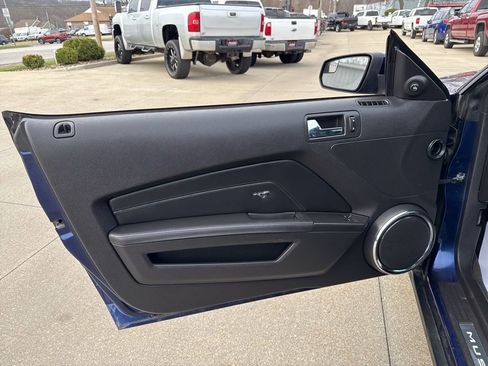 Used 2012 Ford Mustang GT Premium w/ Brembo Brake Pkg image 22