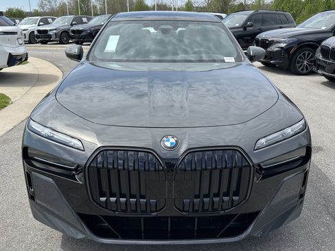 New 2026 BMW 760i xDrive AWD/4WD image 3