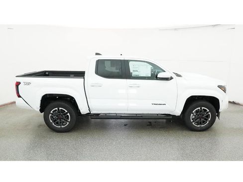 New 2026 Toyota Tacoma TRD Sport AWD/4WD image 11