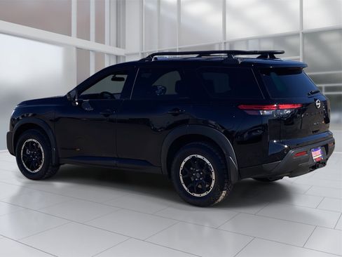 New 2025 Nissan Pathfinder Rock Creek image 4