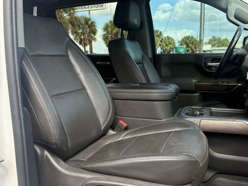 Used 2020 GMC Sierra 1500 SLT w/ SLT Premium Package image 15
