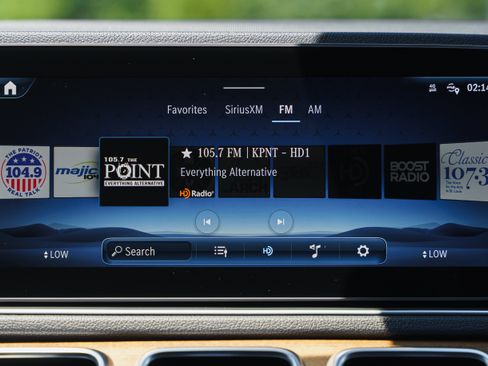 Used 2025 Mercedes-Benz GLE 450 4MATIC image 12