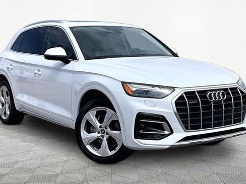 Used 2021 Audi Q5 Prestige AWD/4WD image 11