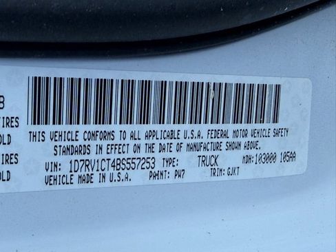 Used 2011 RAM 1500 Laramie image 29