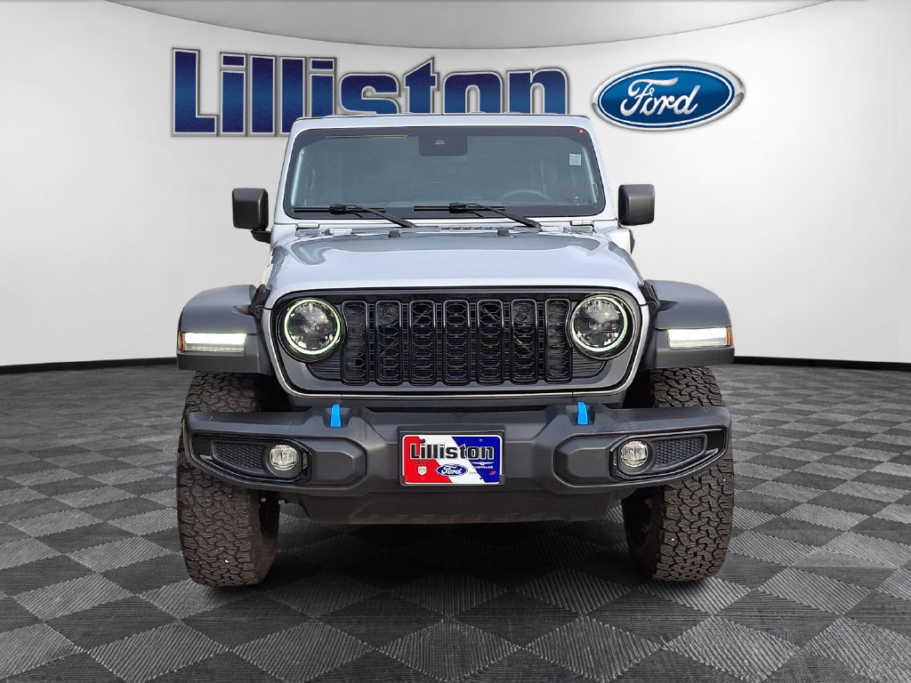 Used 2024 Jeep Wrangler Unlimited AWD/4WD image 2