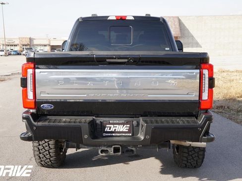 Used 2024 Ford F350 Platinum image 9
