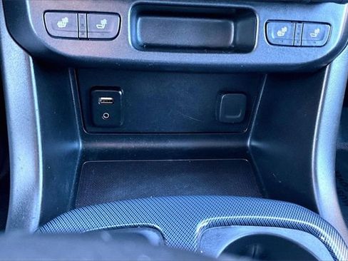 Used 2018 Chevrolet Colorado Z71 image 23