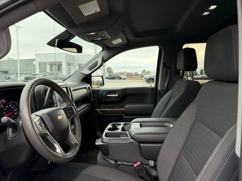 Used 2020 Chevrolet Silverado 1500 LT w/ Trailering Package image 9