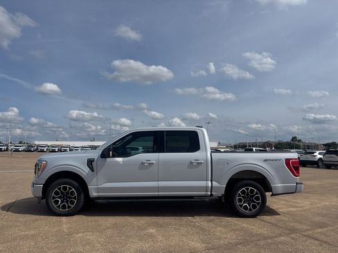 Used 2022 Ford F150 XLT w/ Equipment Group 302A High RWD image 14