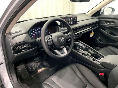 New 2025 Honda Accord Touring image 9