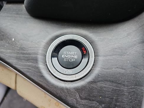 Used 2022 Jeep Grand Cherokee Limited RWD image 30